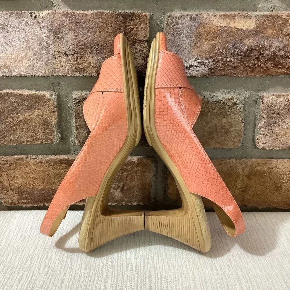 SOFTSPOTS Coral Patent Leather Slingback Sandals - Picture 1 of 12